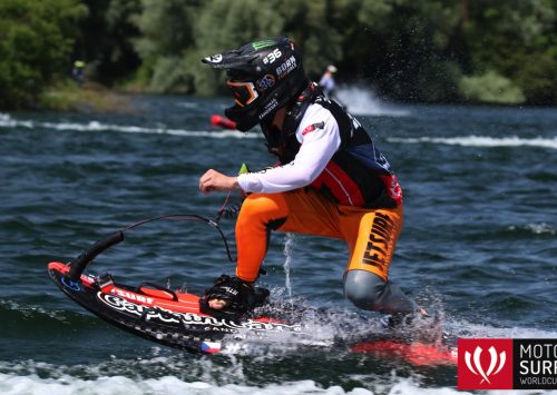 MOTOSURF WORLDCUP IS HEADING TO THE FINALS